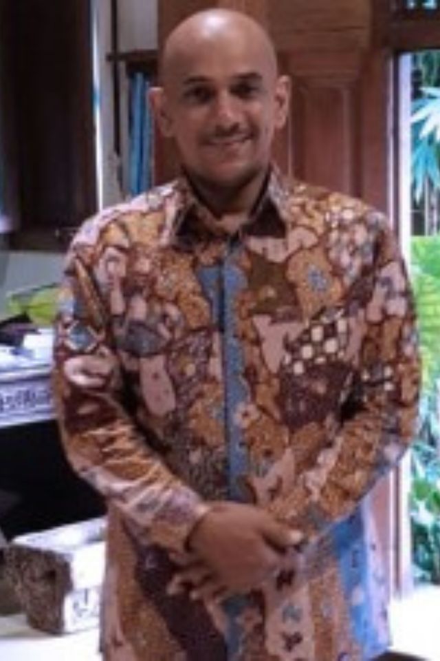 Dr. Najib A. Gisymar, S.H., M.Hum.