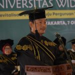 Orasi Ilmiah Dies Natalis ke-43 UWM: Perlindungan Hukum di Ruang Digital Belum Berimbang